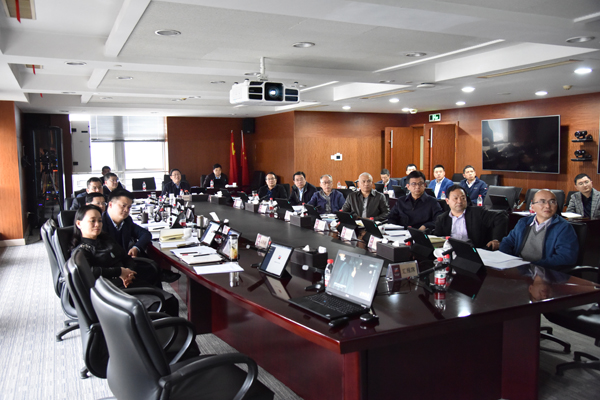 210318 集團(tuán)黨委中心組學(xué)習(xí)會 祝益軍 (1)x.jpg
